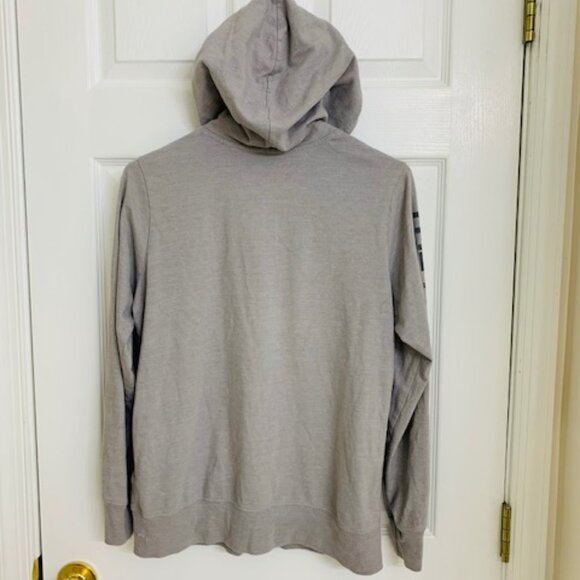 The North Face Woman’s Hoodie Jacket Size small - Picture 8 of 10